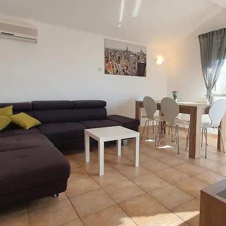 Apartment Kolak *