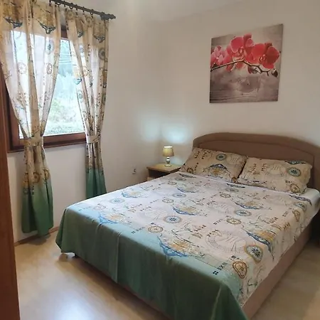 Kolak Apartment